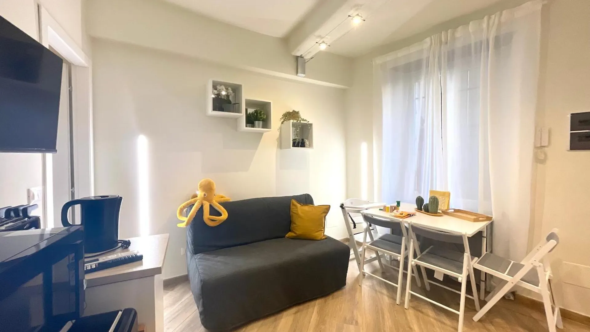 Happy Family Apartments Incantesimo Genoa