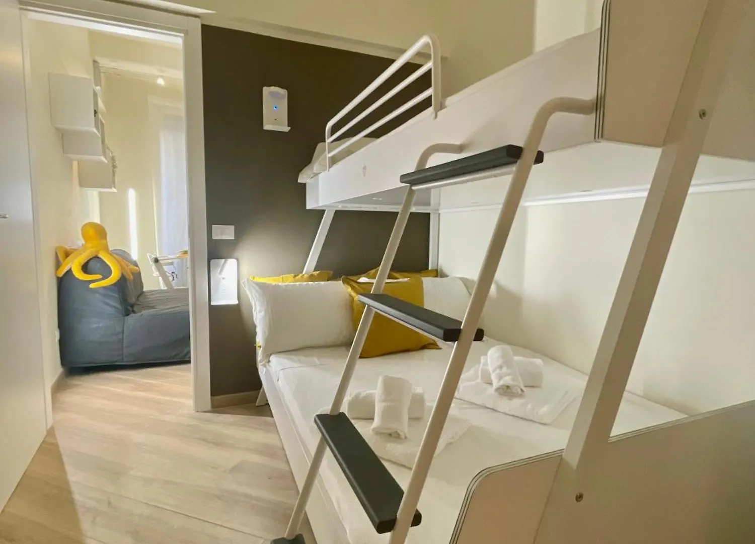 Happy Family Apartments Incantesimo Genoa
